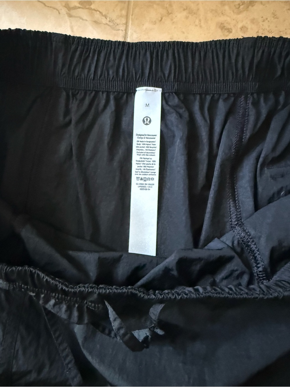 Lululemon nylon cargo mini skirt - Picture 7 of 8